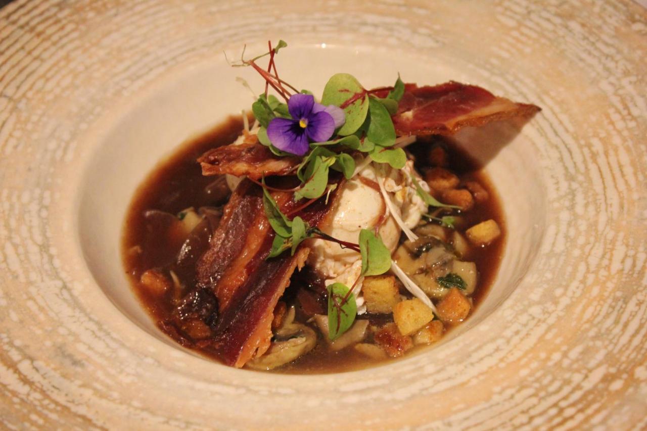 Logis Hotel & Restaurant - Le Manoir De Sauvegrain Saint-Lambert  Екстериор снимка