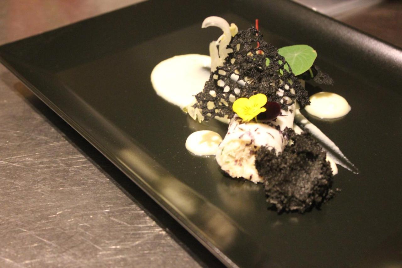 Logis Hotel & Restaurant - Le Manoir De Sauvegrain Saint-Lambert  Екстериор снимка