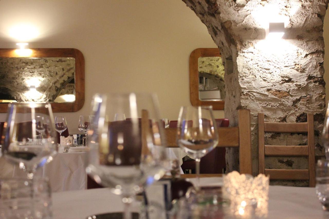 Logis Hotel & Restaurant - Le Manoir De Sauvegrain Saint-Lambert  Екстериор снимка