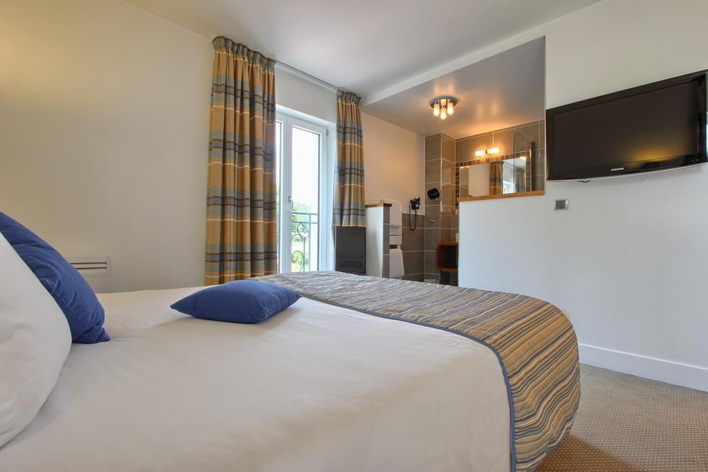 Logis Hotel & Restaurant - Le Manoir De Sauvegrain Saint-Lambert  Екстериор снимка