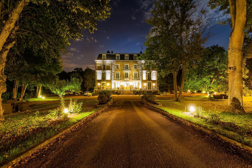 Logis Hotel & Restaurant - Le Manoir De Sauvegrain Saint-Lambert  Екстериор снимка