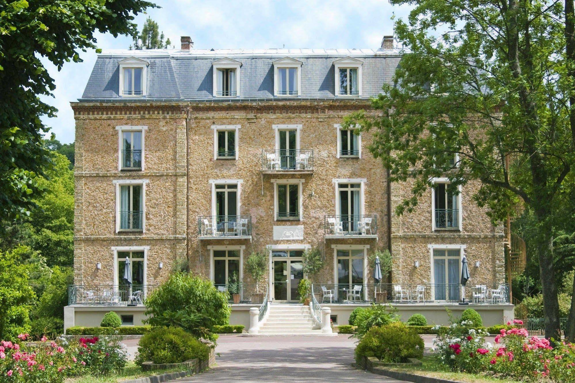 Logis Hotel & Restaurant - Le Manoir De Sauvegrain Saint-Lambert  Екстериор снимка